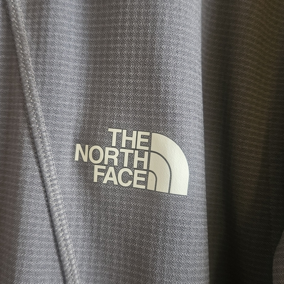 The North Face hooded zip up - Picture 5 of 8